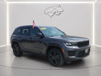 2022 Jeep Grand Cherokee Altitude