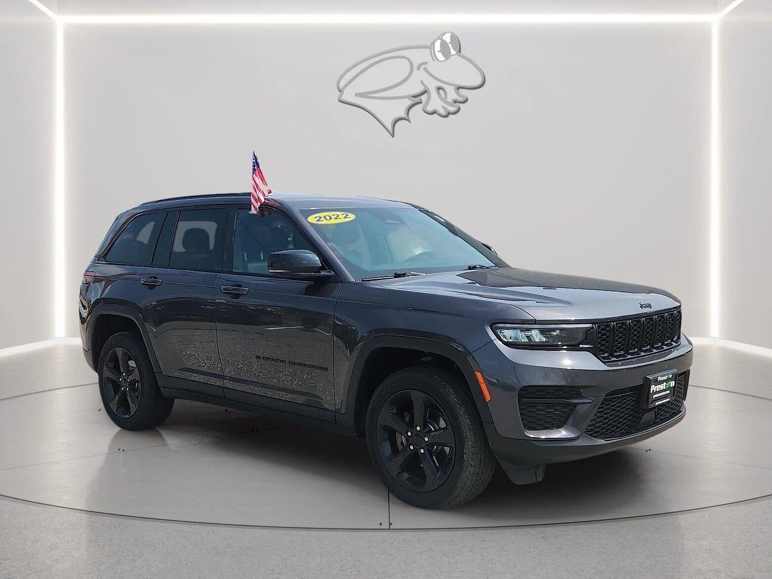 2022 Jeep Grand Cherokee Altitude