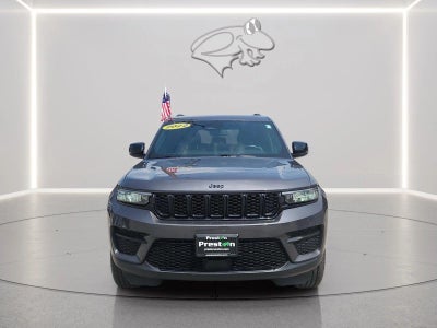 2022 Jeep Grand Cherokee Altitude