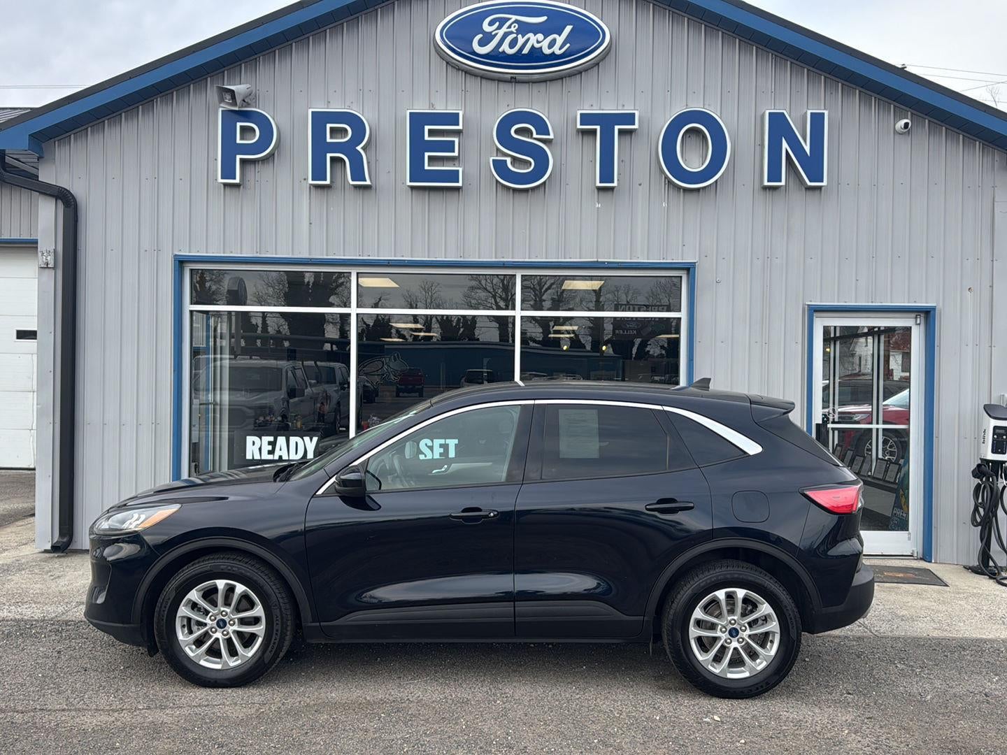 2021 Ford Escape SE Hybrid