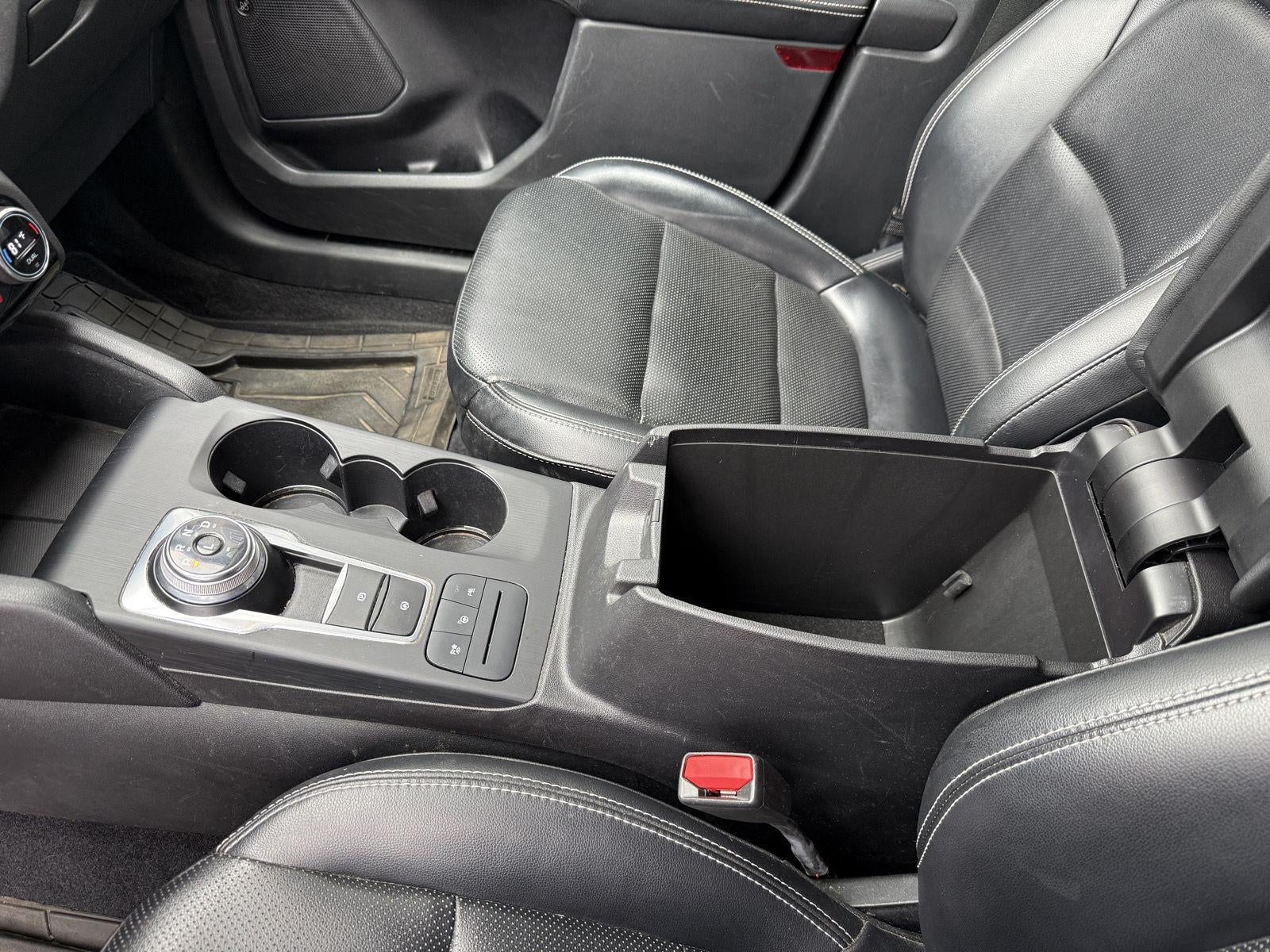 2021 Ford Escape Hybrid Titanium