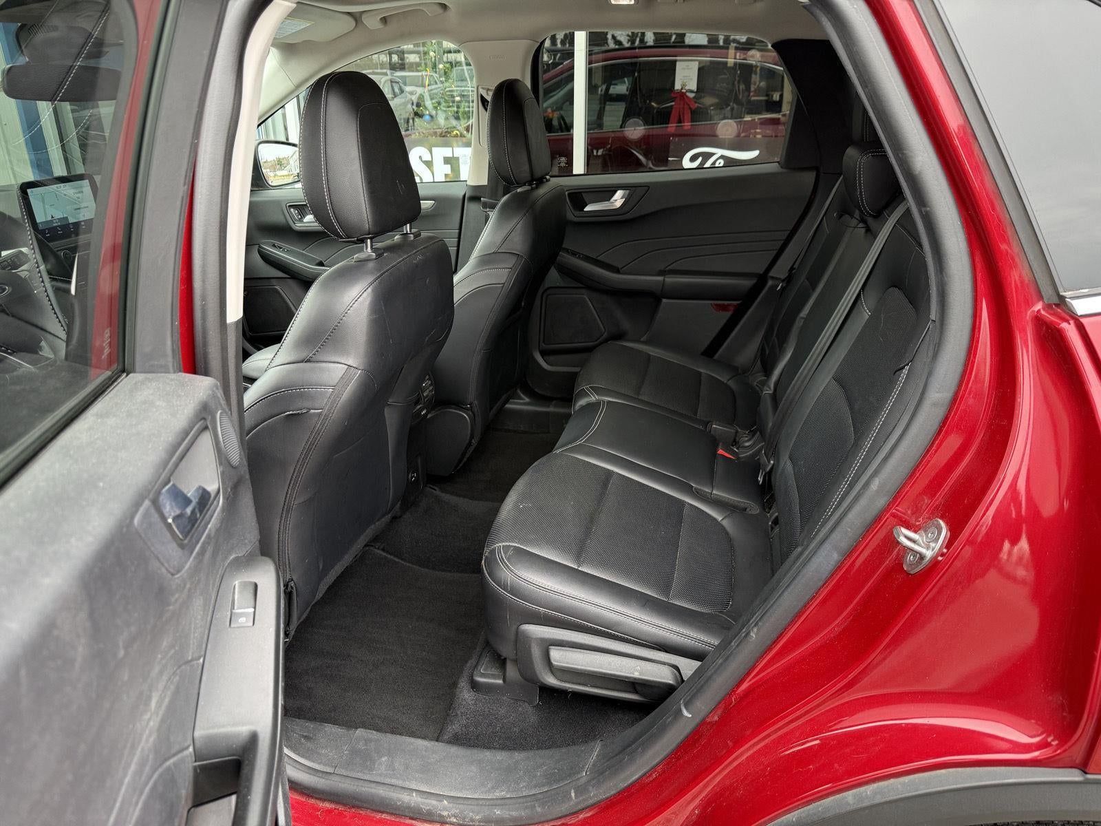 2021 Ford Escape Hybrid Titanium