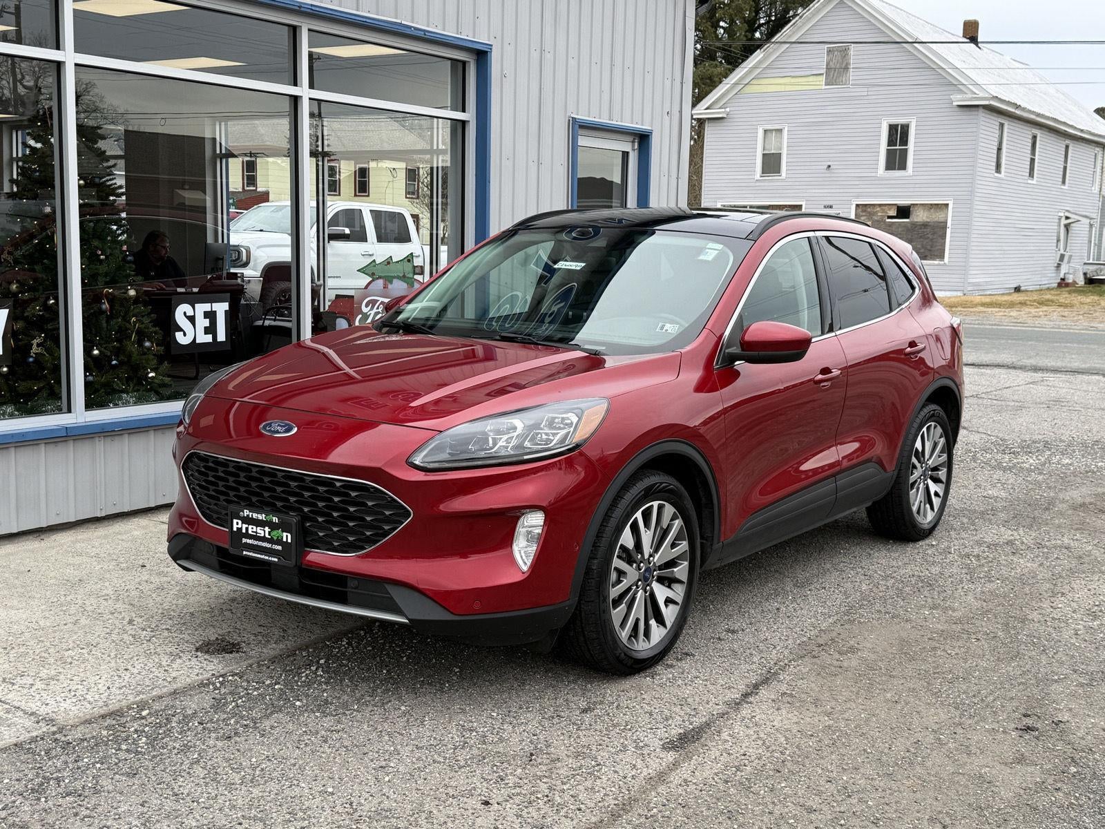 2021 Ford Escape Hybrid Titanium