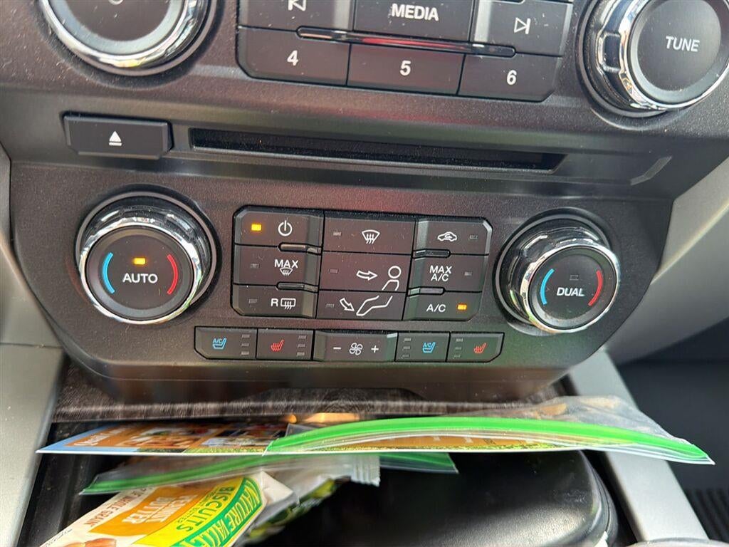 2017 Ford Super Duty F-250 Lariat