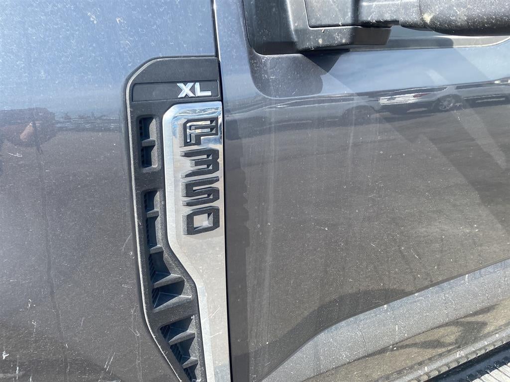 2024 Ford Super Duty F-350 SRW XL