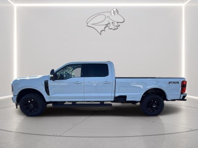 2027 Ford Super Duty F-350 Lariat