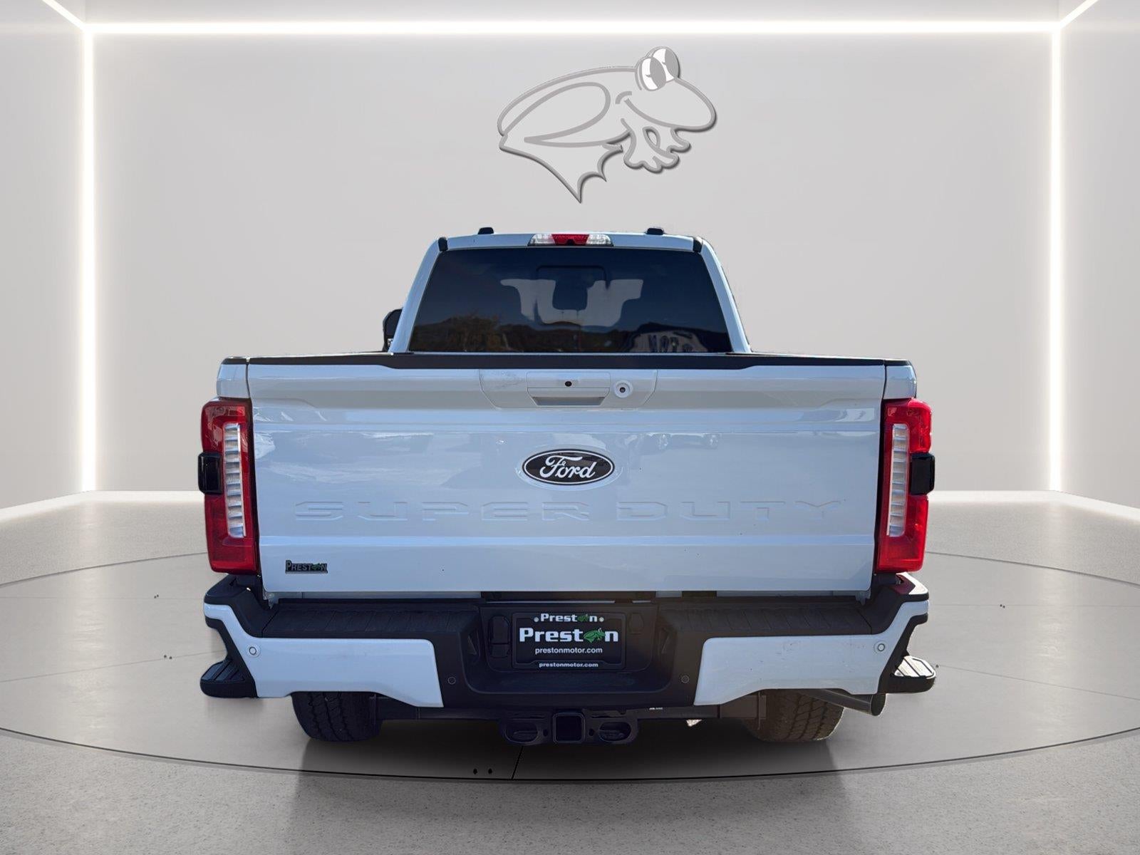 2027 Ford Super Duty F-350 Lariat
