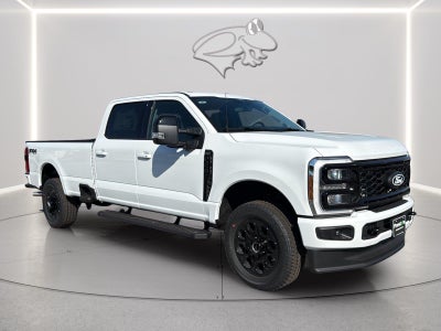2027 Ford Super Duty F-350 Lariat