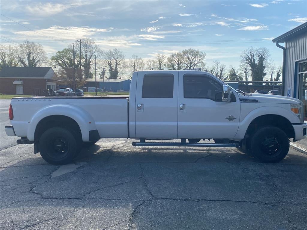 2016 Ford Super Duty F-350 DRW Platinum