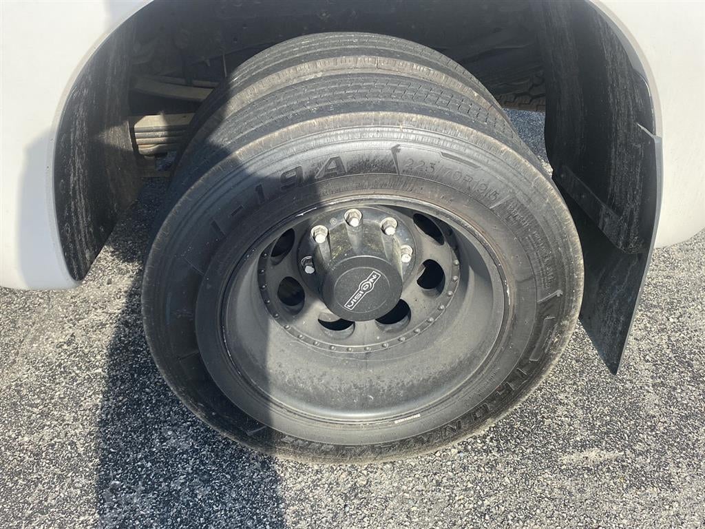 2016 Ford Super Duty F-350 DRW Platinum