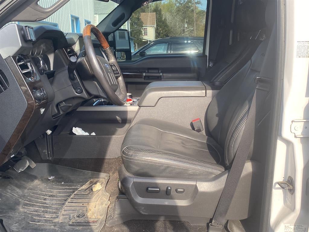 2016 Ford Super Duty F-350 DRW Platinum