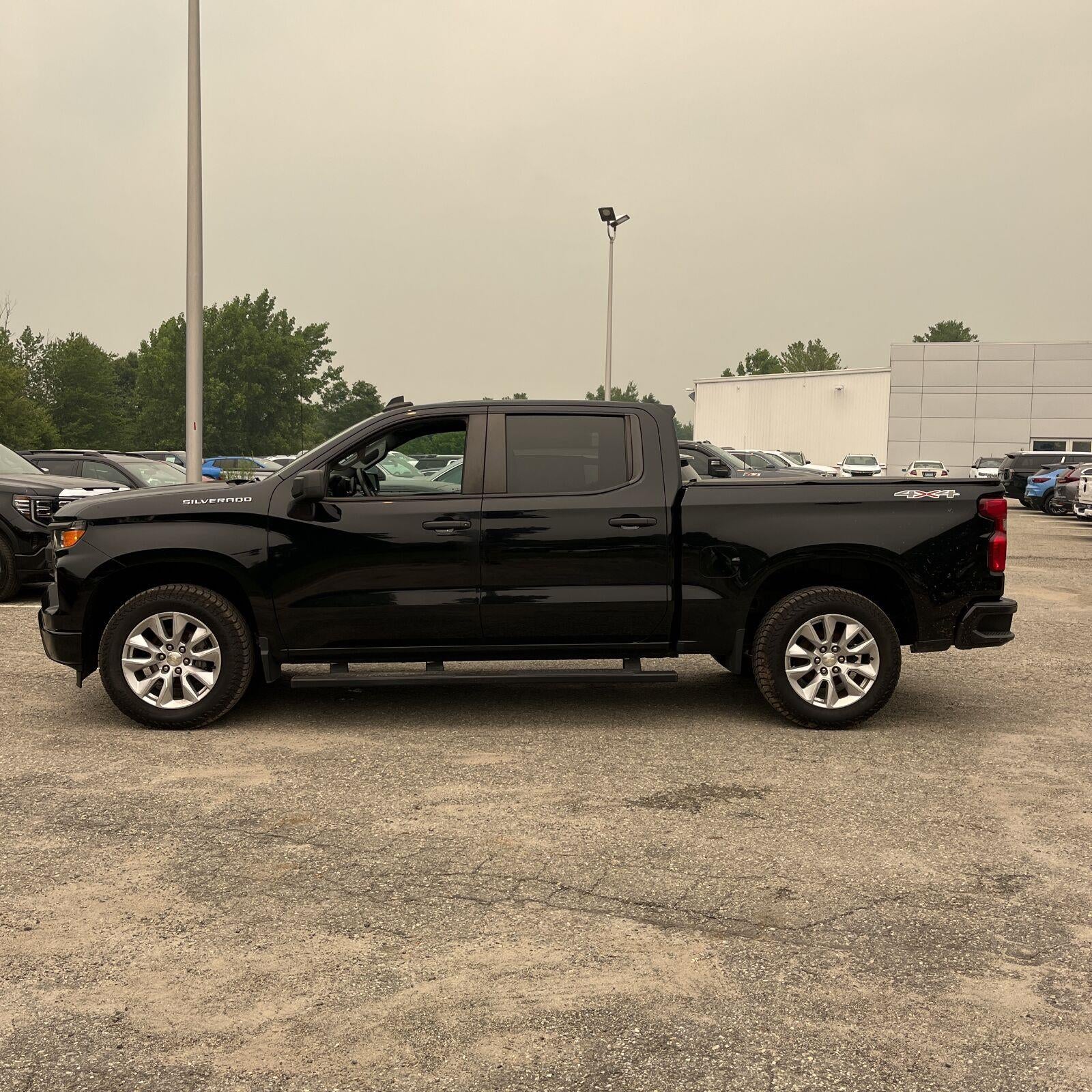 2022 Chevrolet Silverado 1500 Custom