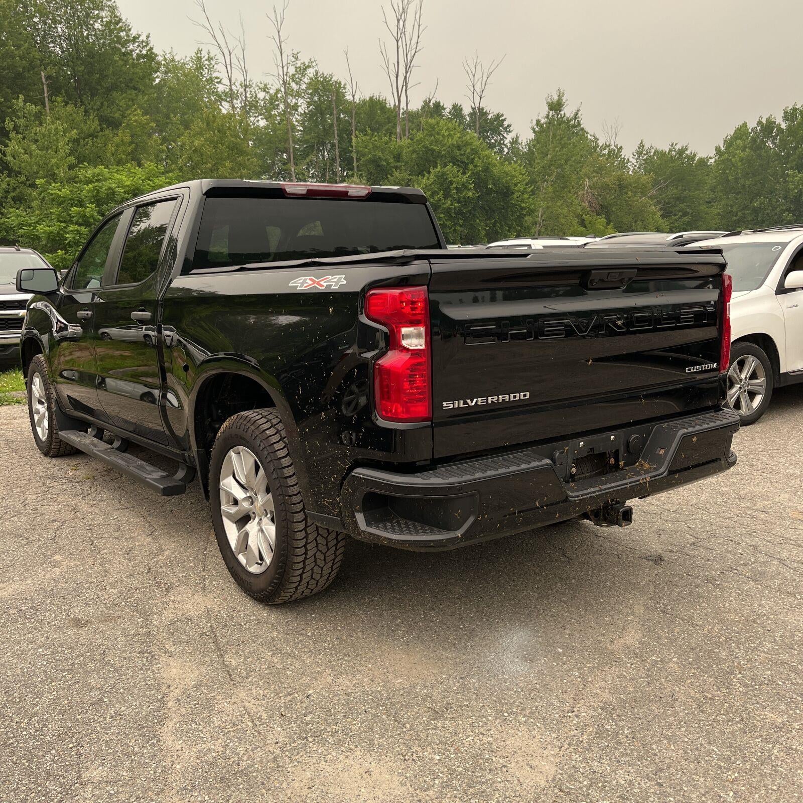 2022 Chevrolet Silverado 1500 Custom