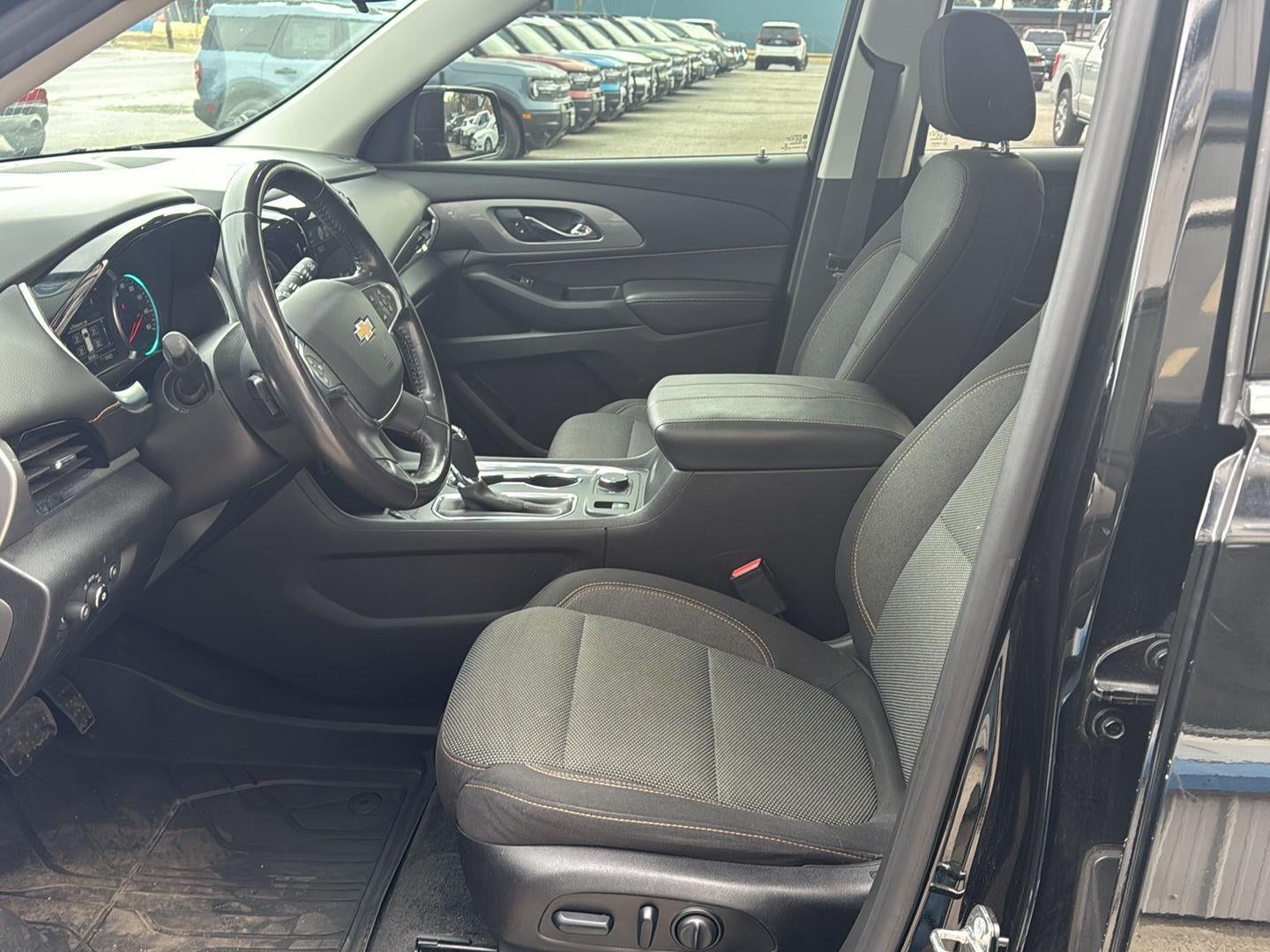 2018 Chevrolet Traverse LT Cloth