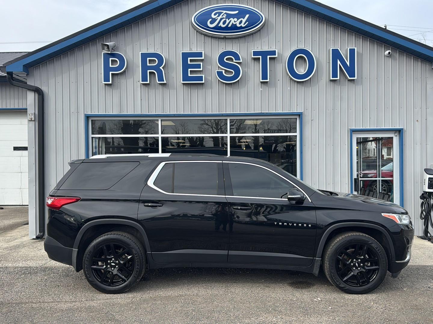 2018 Chevrolet Traverse LT Cloth