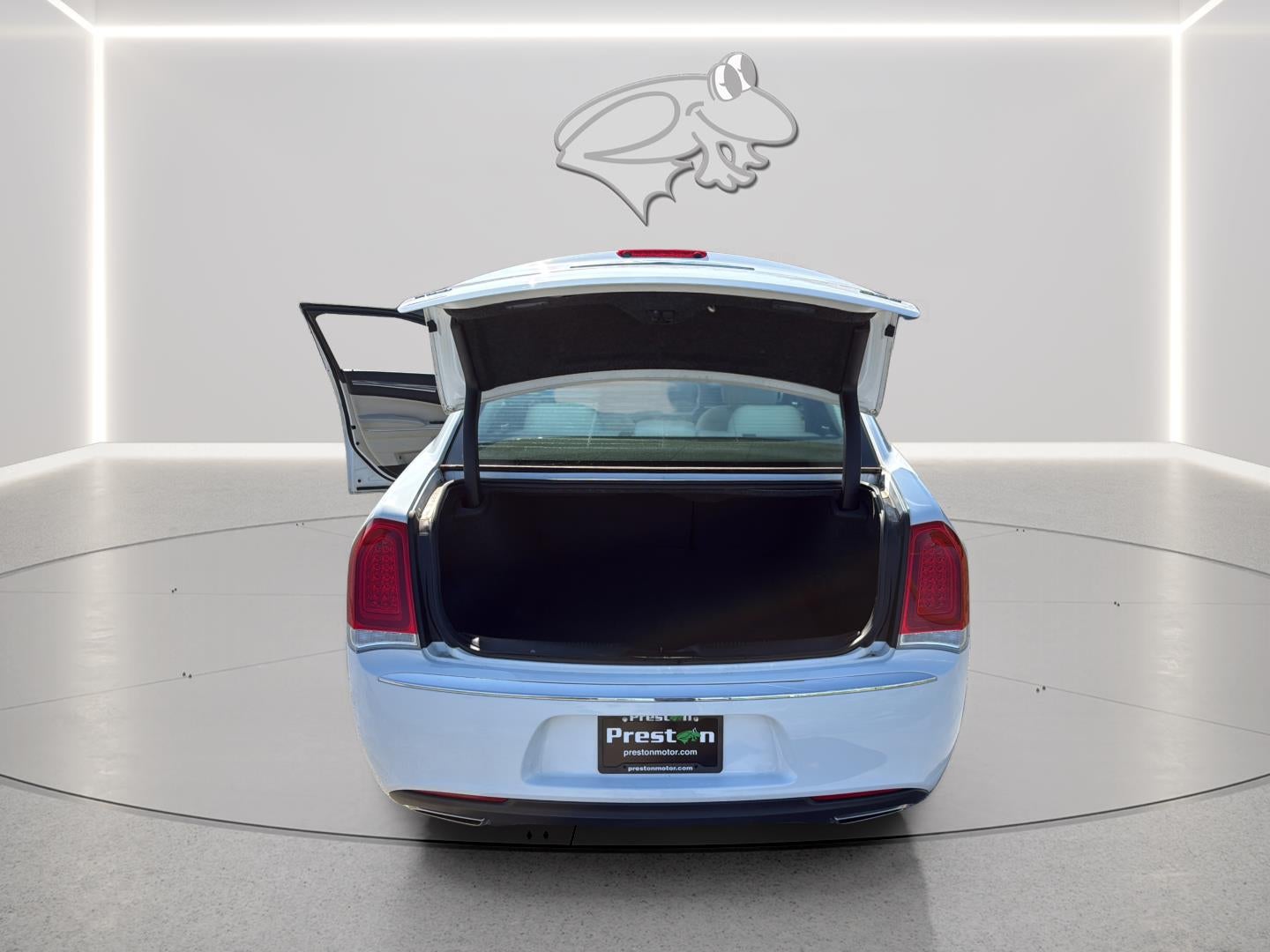 2022 Chrysler 300 Touring