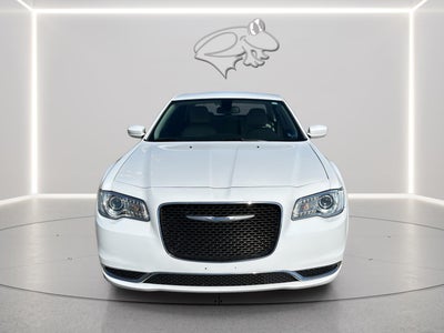 2022 Chrysler 300 Touring