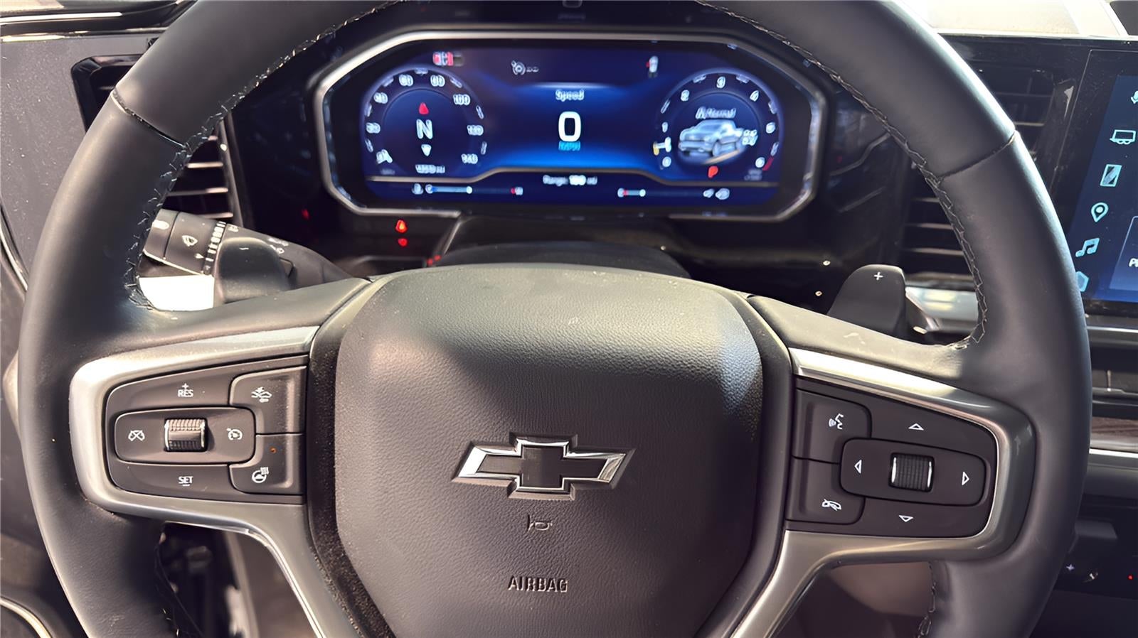 2025 Chevrolet SILVERADO 1500 RST