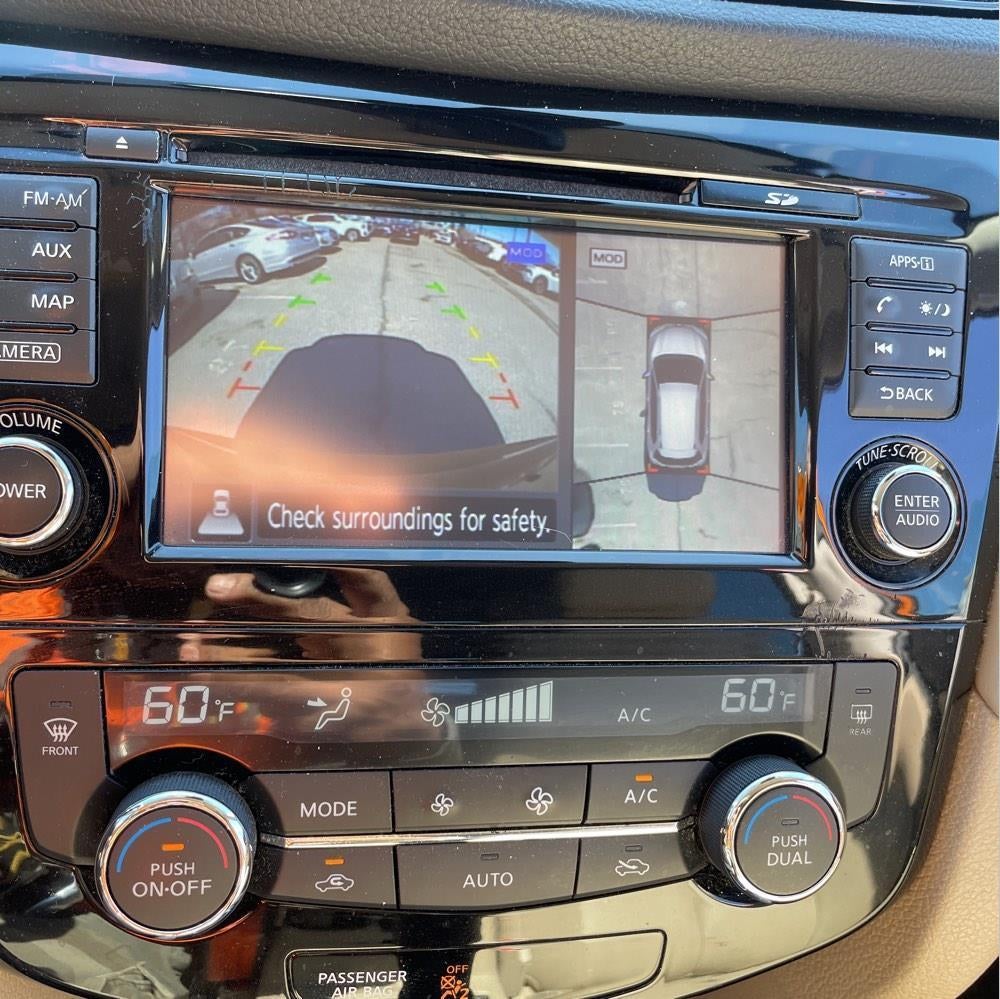 2017 Nissan ROGUE SL