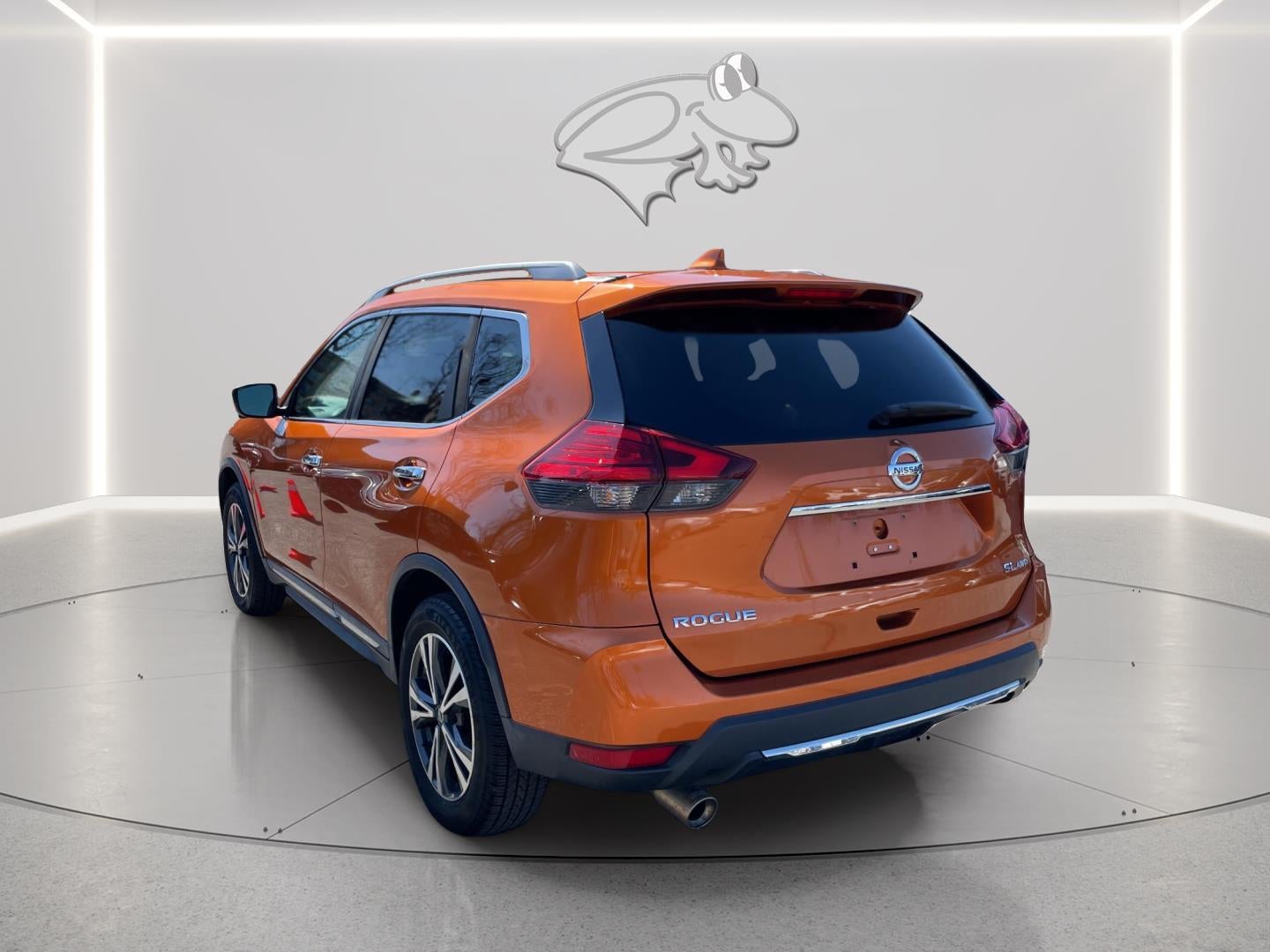 2017 Nissan ROGUE SL