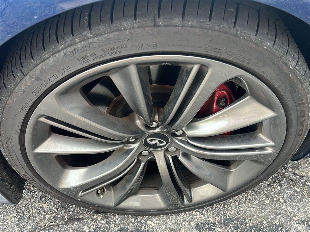 2019 INFINITI Q60 RED SPORT 400