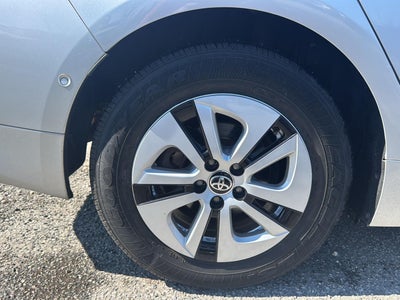 2017 Toyota Prius Two