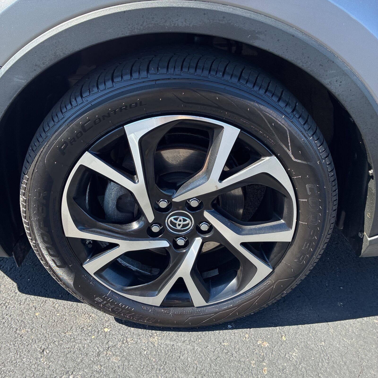 2019 Toyota C-HR XLE