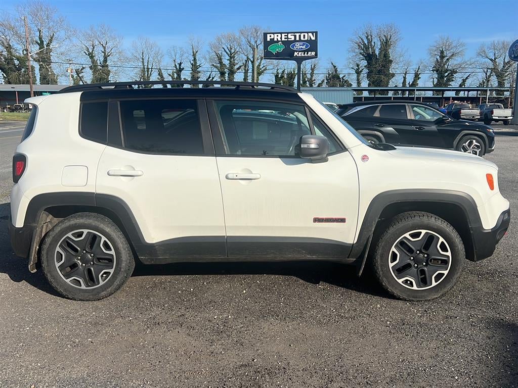 2016 Jeep Renegade Trailhawk