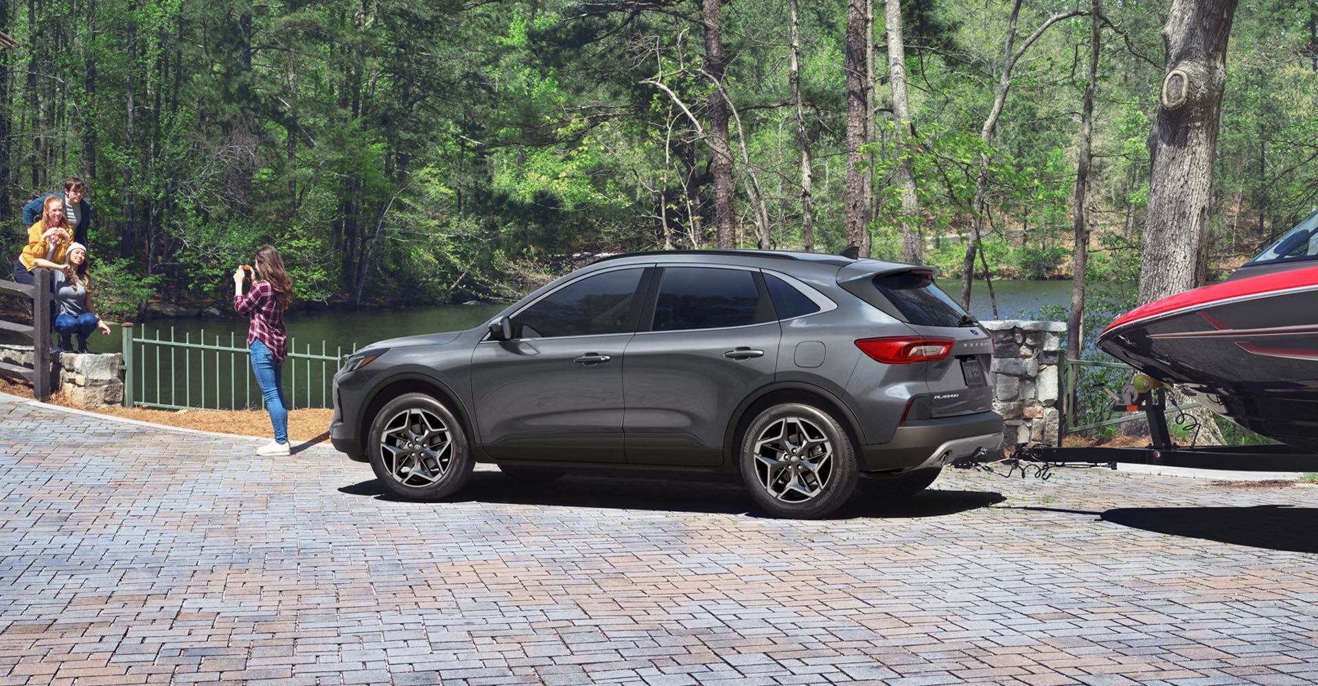 Car Dealerships That Accept Tax Refund